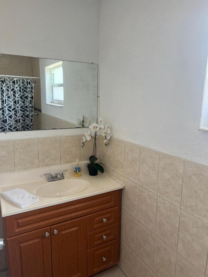 فيلا Miami Haven By Airport المظهر الخارجي الصورة